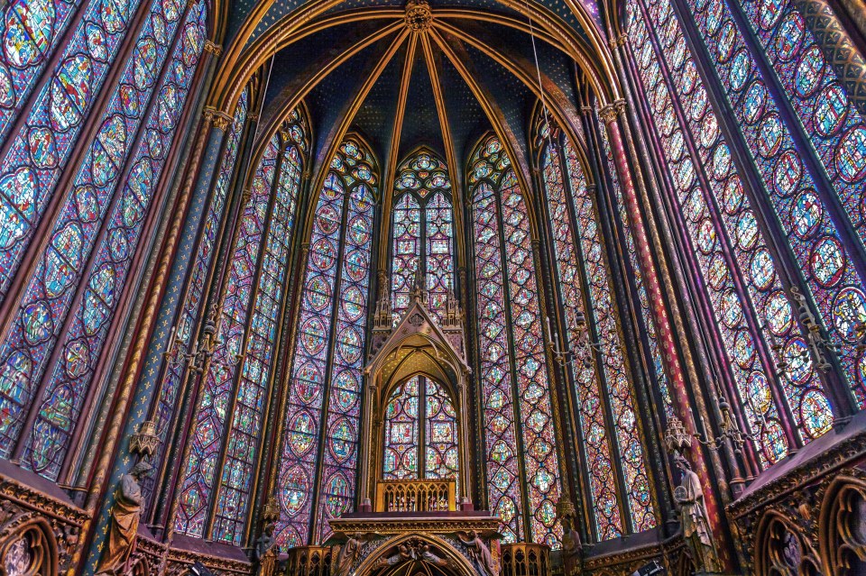 worlds-best-stained-glass-windows-01-sized-from-architectural-digest
